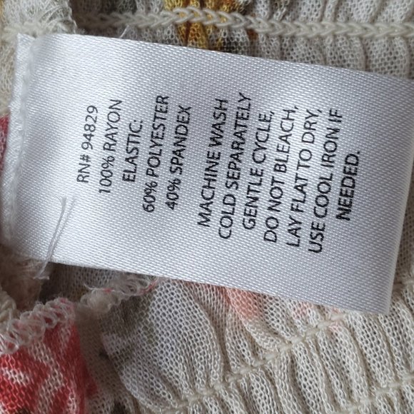 DEREK HEART Rose Floral Short Sleeve Top Casual - Picture 5 of 6